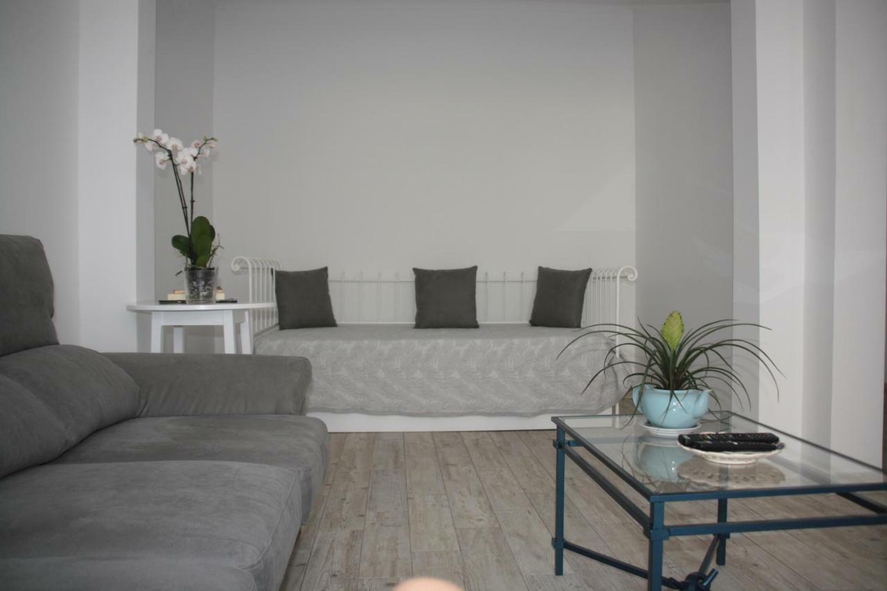 Appartement House Of Orchids With Patio à Vila Real de Santo António Extérieur photo